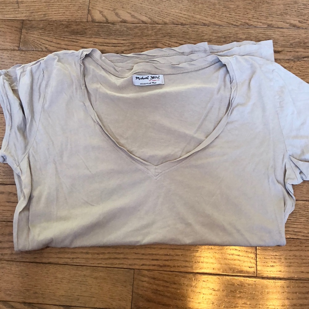 Micheal stars v neck